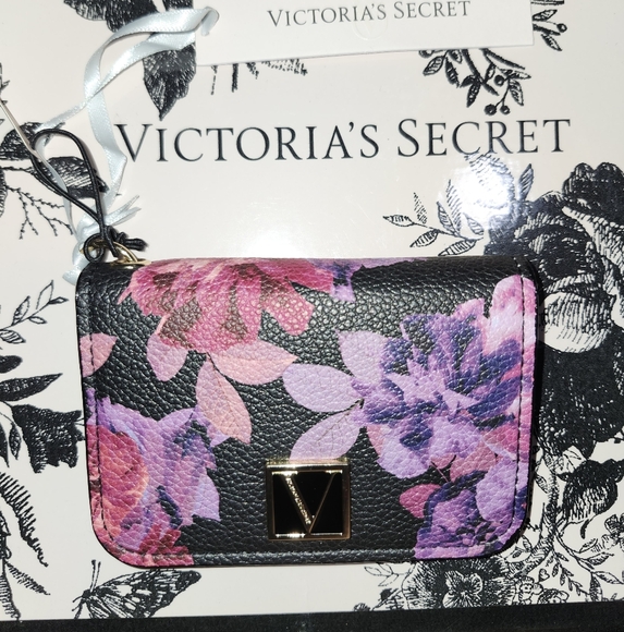 Victoria's Secret Floral Card Holder and Keychain Set - Picture 5 of 6